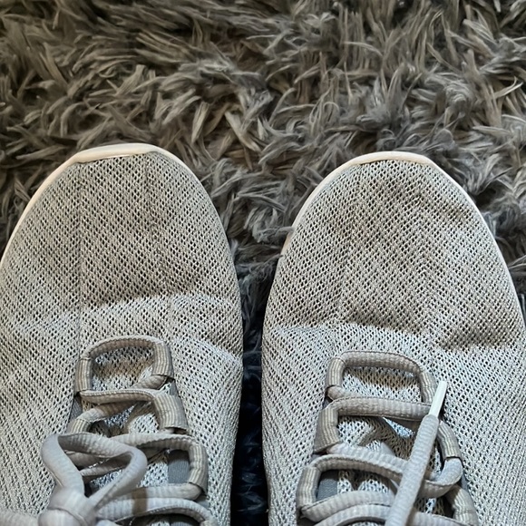 Grey Nike Sneakers - Picture 4 of 10